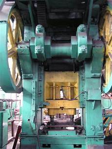 Hydraulic Trimming Press