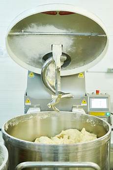 Dough Kneading Machine