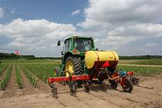 Fertilizing Machines