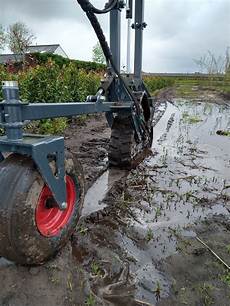 Hoeing Machines