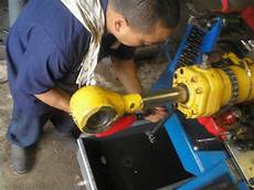 Hydraulic Cylinder Repair