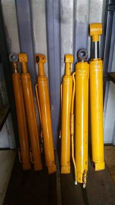 Loader Hydraulic Cylinder