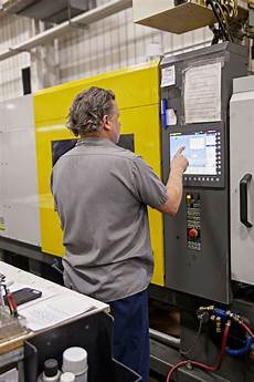 Plastic Injection Machines