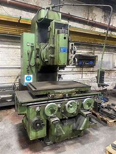 Universal Hydraulic Presses
