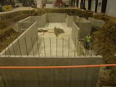 Vertical Machining Center
